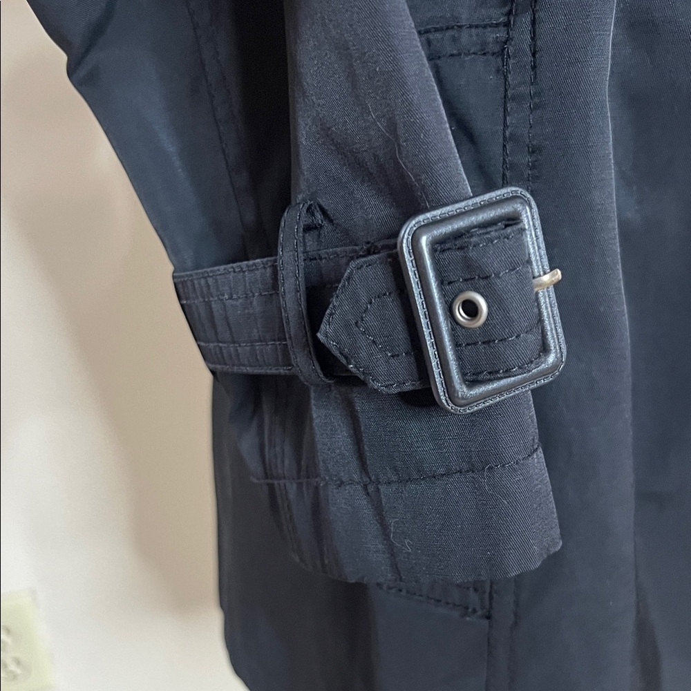 ⬛️🔲◾️Classic Black Double-Breasted Trench Coat with Belt - Picture 7 of 11